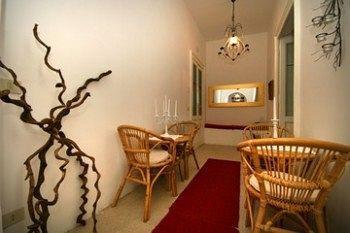 Ombelico Del Hotel Roma